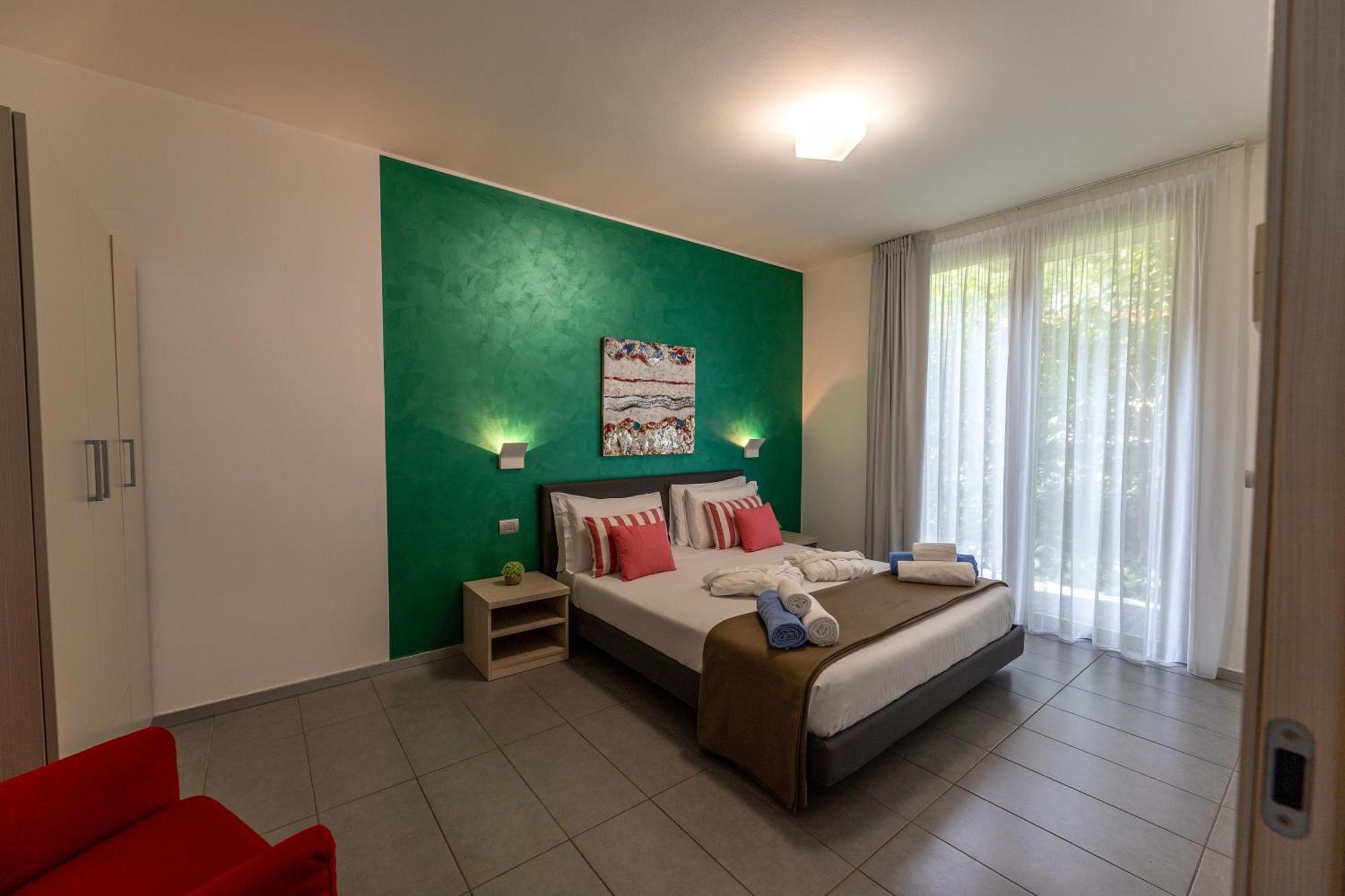 Oliveto Lario Bellagio Village- 4 Apartments By The Lake - Seasonal Warm Pool And Sauna מראה חיצוני תמונה